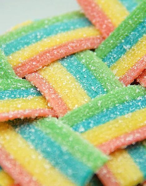 1 kg Damla Sour Rainbow Belts - Regnbuefargede Sure Vingummibelter