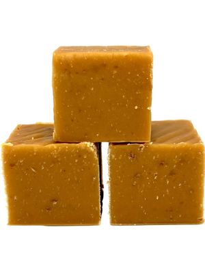 2 kg Biscoffia Biscuit Fudge / Myke Karameller med Karamalisert Kjeksbiter