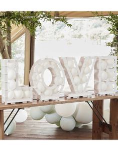LOVE Ballongmasaikkstativ - 63 cm