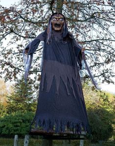 Gigantisk Hengende Zombie Heks - Dekorasjon 350 cm