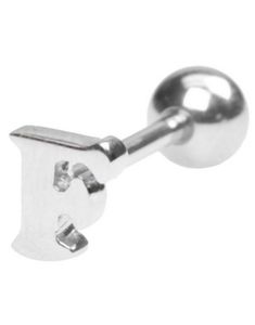 Tungepiercing med Bokstaven F