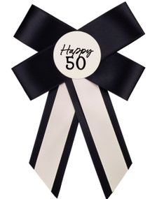 Happy 50 År - Krem Hvit og Svart Rosette 11x17 cm