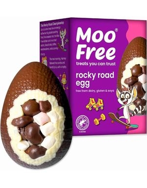 Moo Free Rocky Road Egg - Vegansk Sjokoladeegg med Riskjekskuler, Rosiner, Marshmallows og Porøs Karamell 85 gram