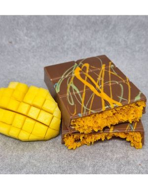 Sweet Gate Håndlaget Dubai Sjokolade med Mango 210 gram