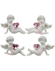 1 stk Assortert Englebarn med Rosa Hjerte i Hånden