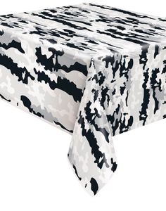 Svart Camo Plastduk 137x213 cm - Fortnite Camo
