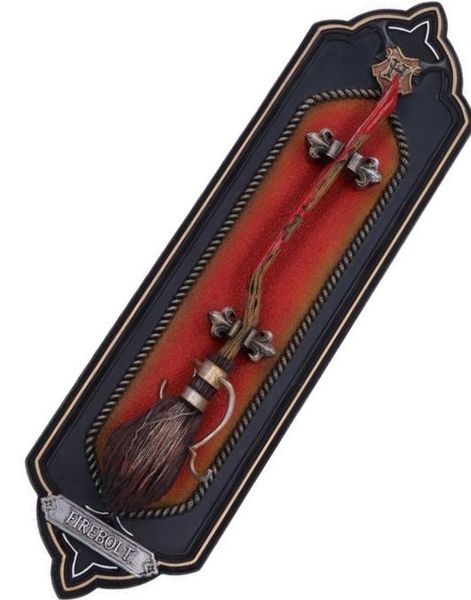 Harry Potter - Firebolt Veggdekorasjon 34,5 cm