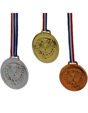 6 stk Gull-, Sølv og Bronse Medaljer med Snor