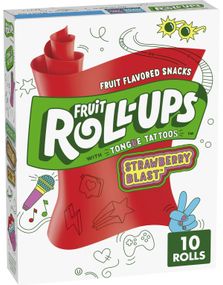 Fruit Roll-Ups Strawberry Blast med Tongue Tattoos 141 g (USA Import)