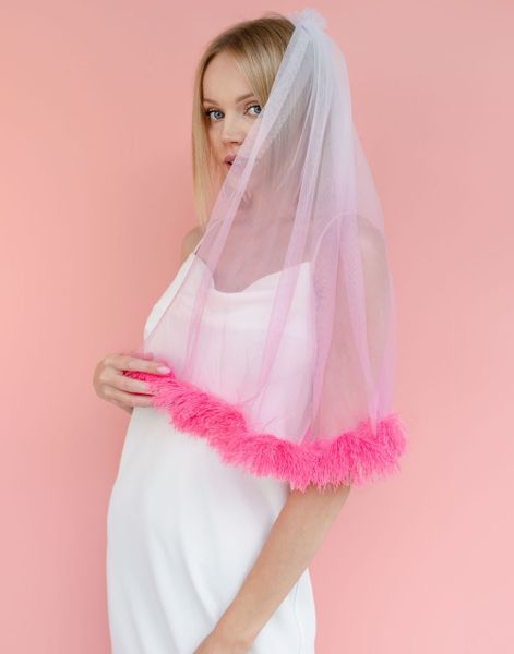 Brudeslør med Rosa Frynser 69 cm